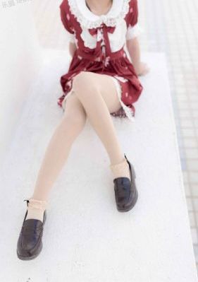 欧美玫瑰花扑克纹身_BD高清视频观看