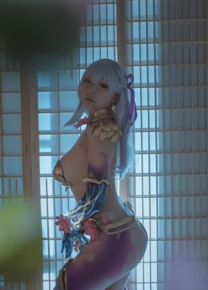 成人亚洲欧美中文日韩_90分钟完整视频视频大全