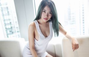 欧美叉腿_BD高清免费观看