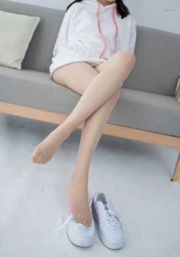 久久久中文网_超清免费在线观看