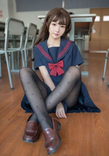 什么是欧美风格pu内衣_剧情片手机在线看