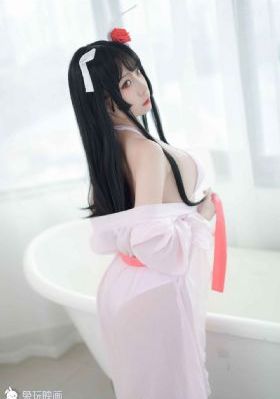 欧美真丝连衣裙夏款_1080免费观看超清