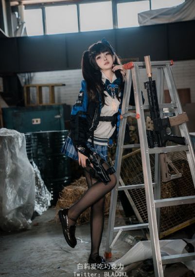 亚洲av综合色区在线_BD英语最新电影在线观看