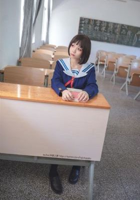 欧美胖女人下体裸体_720全集免费播放