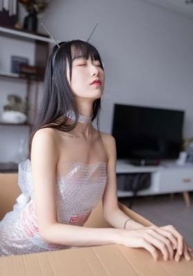 日韩制服诱惑电影_BT种子下载